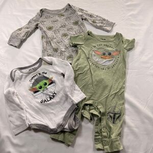 Star Wars Grogu Baby Yoda Bundle 3-6M: Romper & Onesies (3pc)